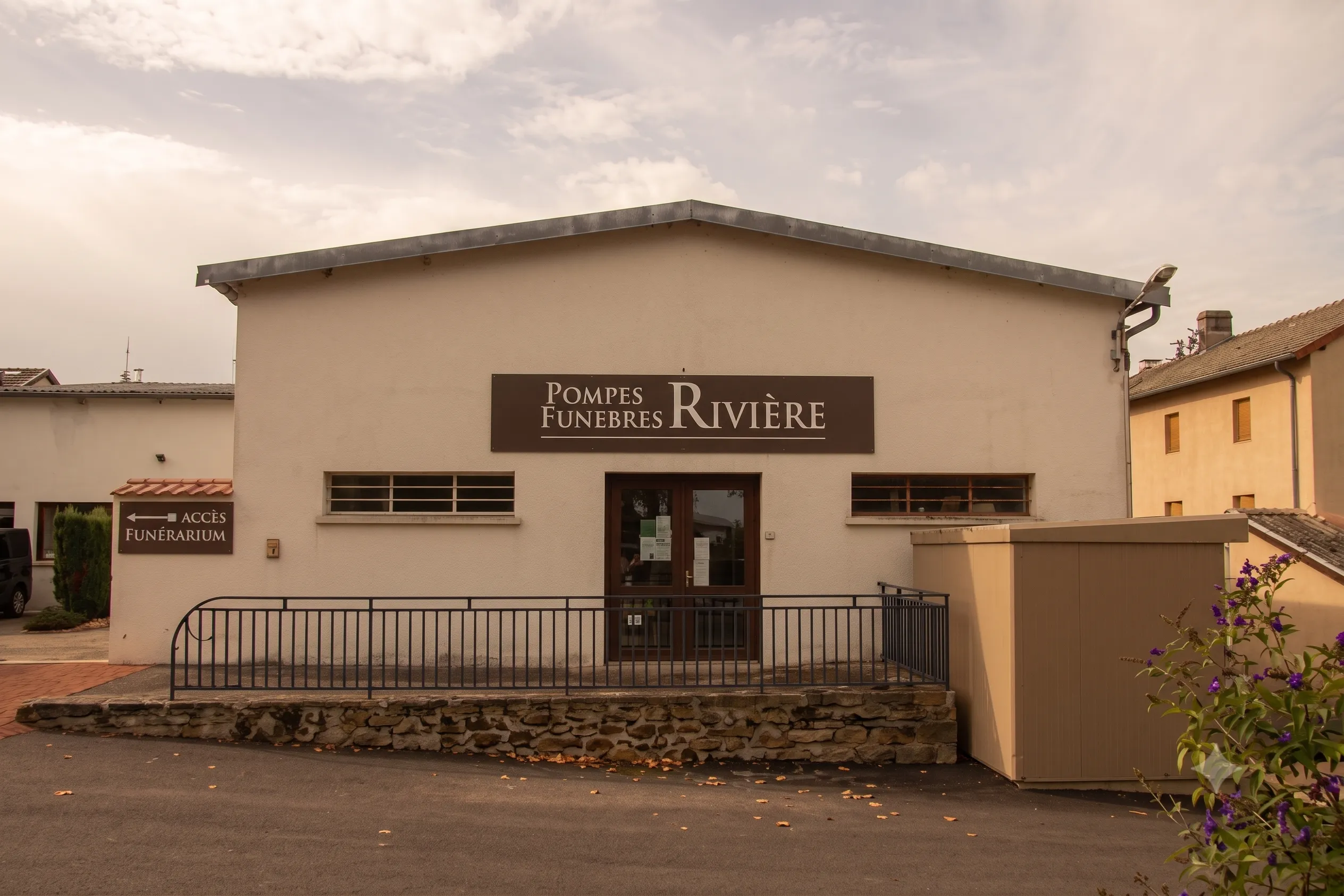 Photo de Pompes Funèbres Rivière - Matour